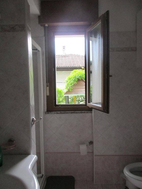 Apartament La Perla Del Lago Calceranica al Lago Zewnętrze zdjęcie